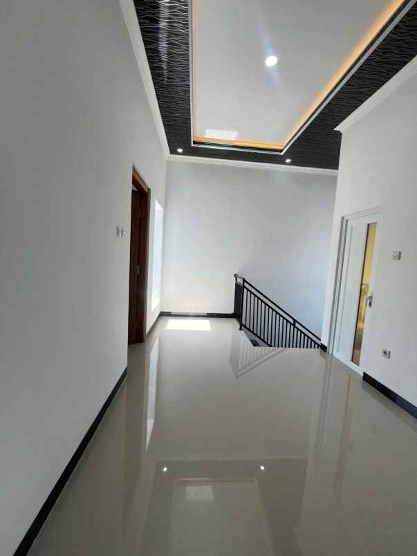 dijual rumah bangunjiwo