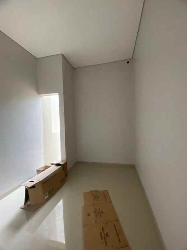 dijual rumah barat rsud sleman