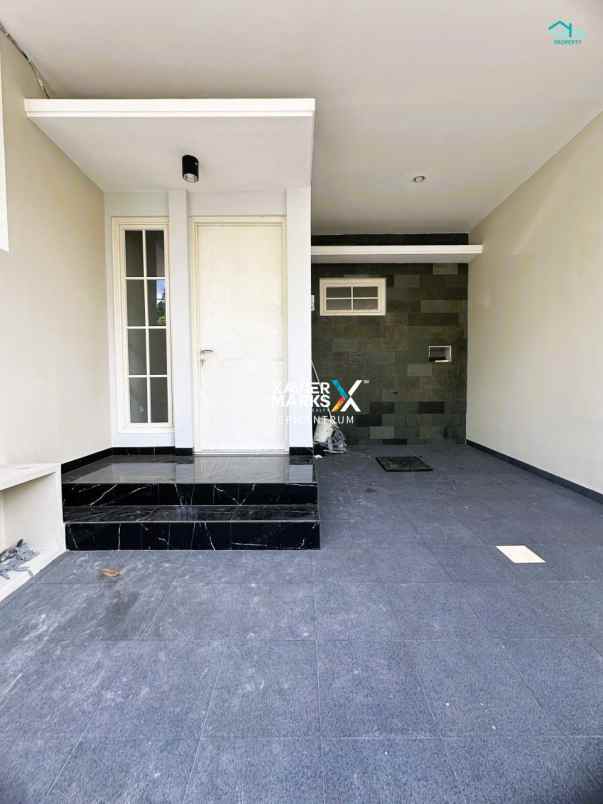 dijual rumah baru gress tenggilis mejoyo dekat ubaya