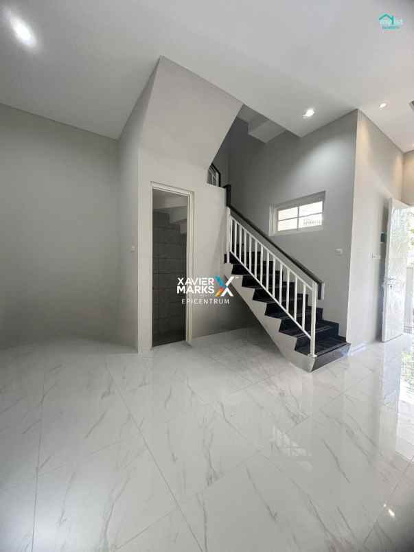 dijual rumah baru gress tenggilis mejoyo dekat ubaya