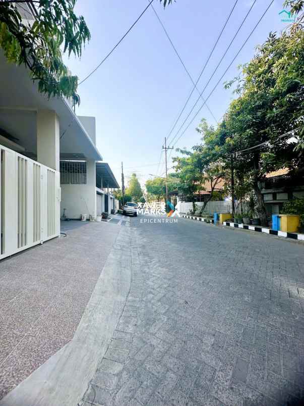 dijual rumah baru gress tenggilis mejoyo dekat ubaya