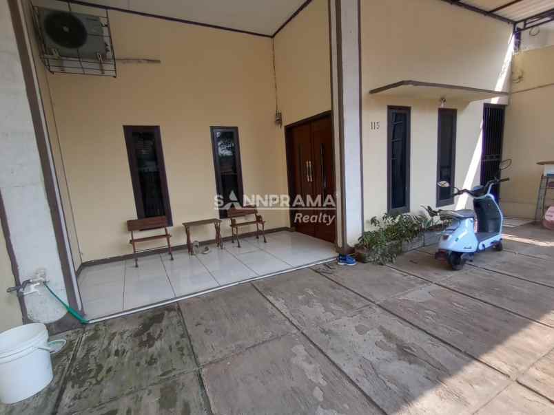 dijual rumah beji depok