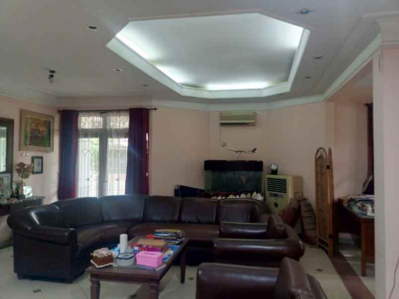 dijual rumah bekasi selatan