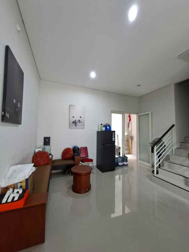 dijual rumah bhaskara