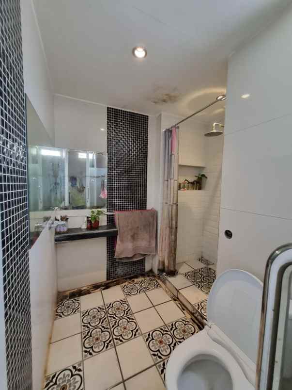 dijual rumah blimbing