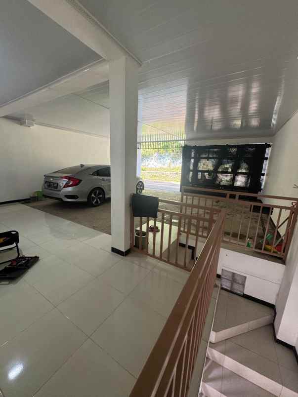 dijual rumah bojong koneng cikutra