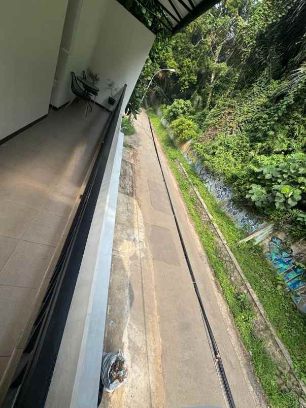 dijual rumah bojong koneng cikutra