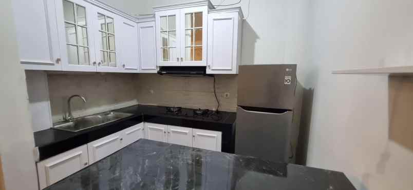 dijual rumah buah batu square bandung