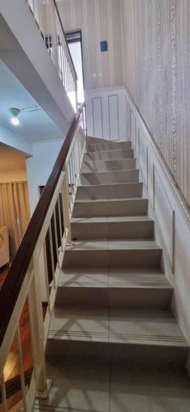 dijual rumah buah batu square bandung