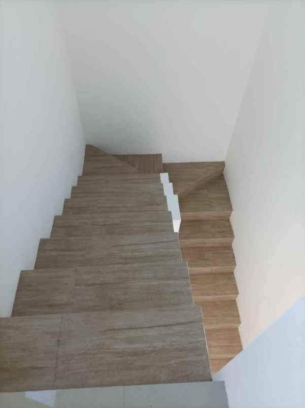 dijual rumah buwek sitirejo wagir malang