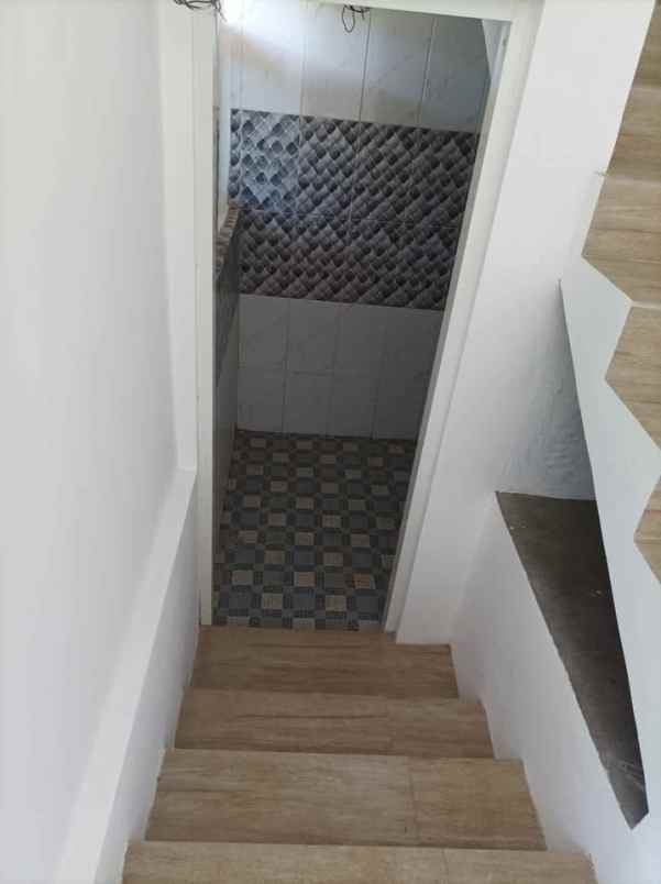 dijual rumah buwek sitirejo wagir malang