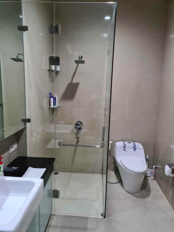 dijual rumah cempaka putih