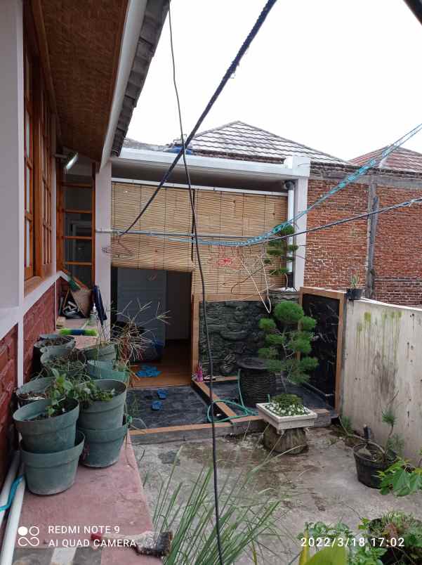 dijual rumah ciateul town house jl