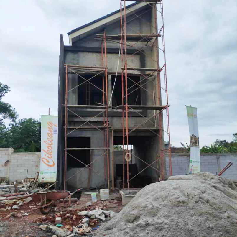 dijual rumah cikoleang hill sukamulya
