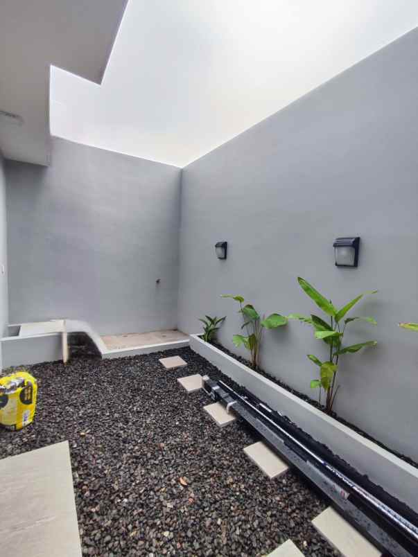 dijual rumah cipayung jakarta timur