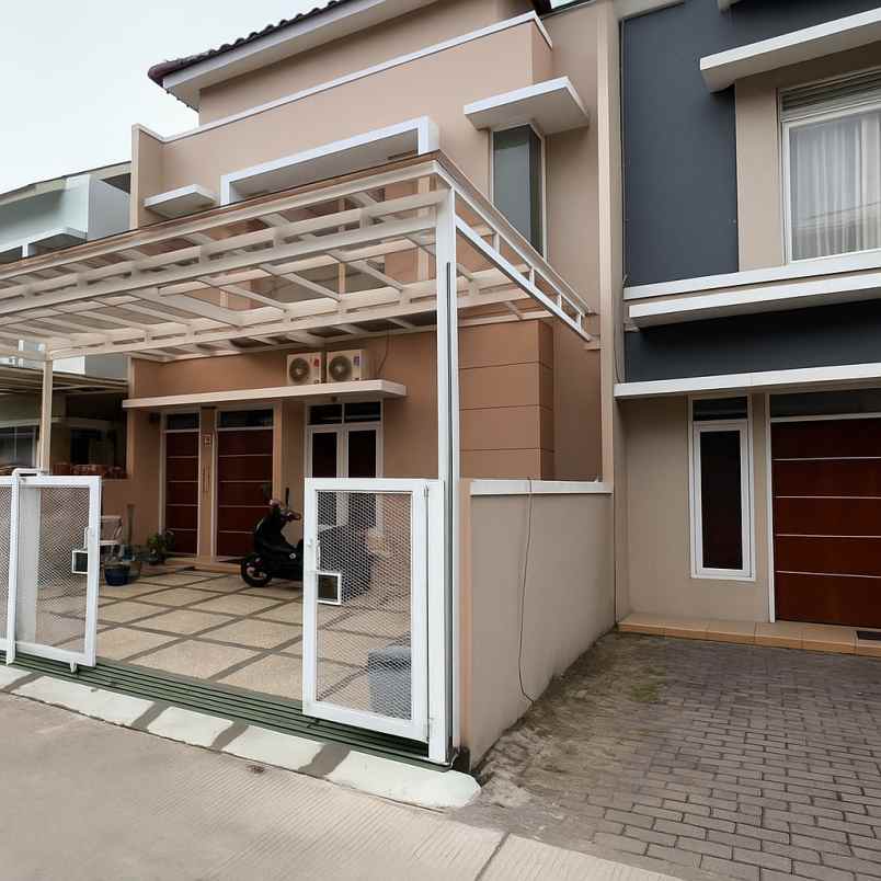 dijual rumah cisaranten