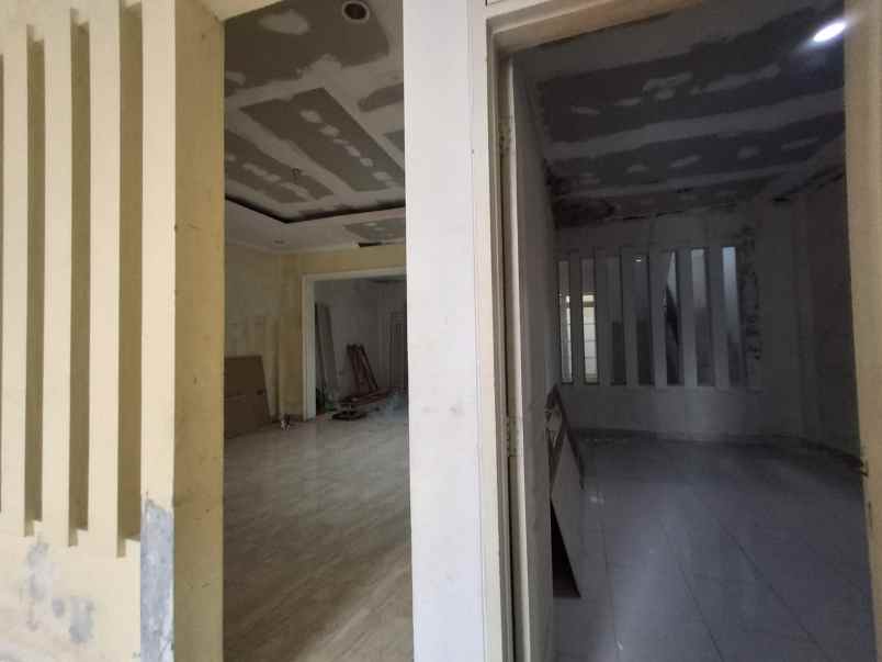 dijual rumah citragran cibubur