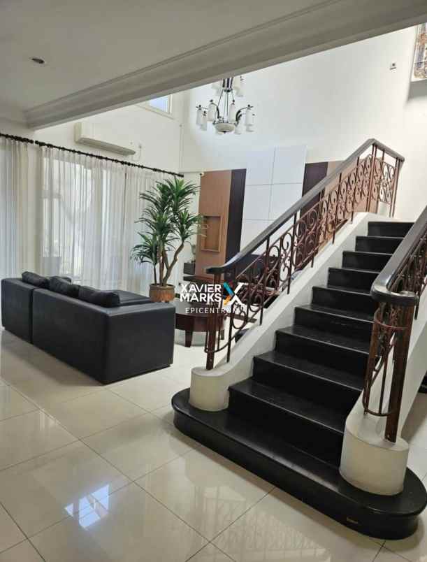 dijual rumah citraland