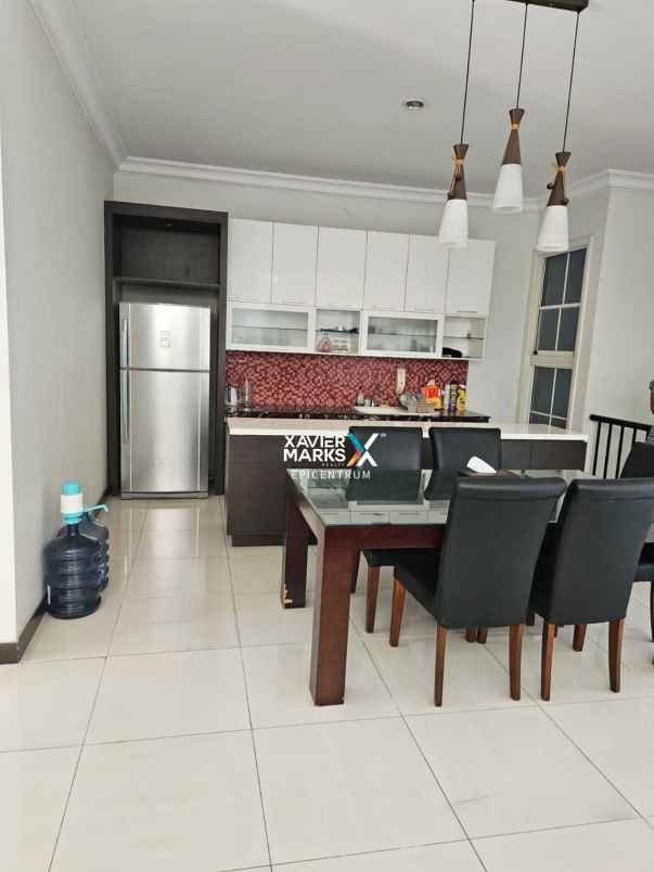 dijual rumah citraland