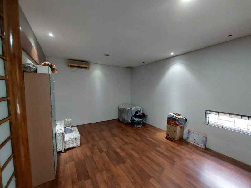 dijual rumah citraland taman puspa raya