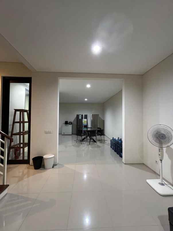 dijual rumah citraland taman puspa raya