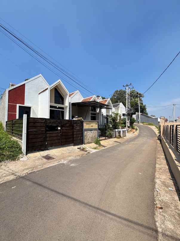 dijual rumah ciwaru cilengkrang bandung