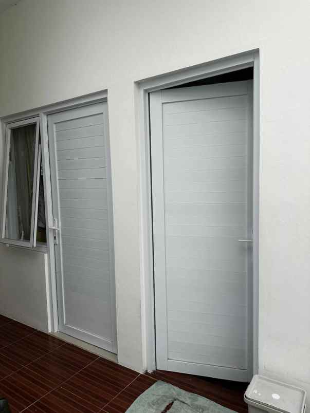 dijual rumah ciwaruga