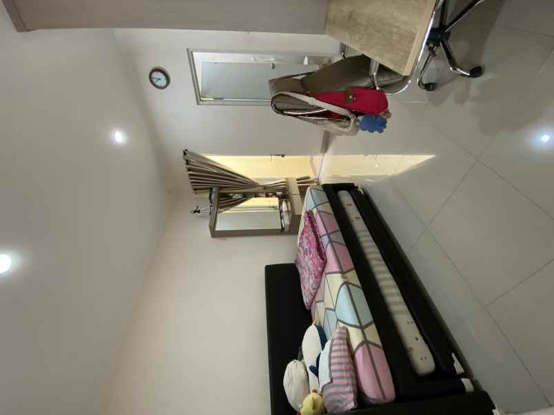 dijual rumah cluster alicante by