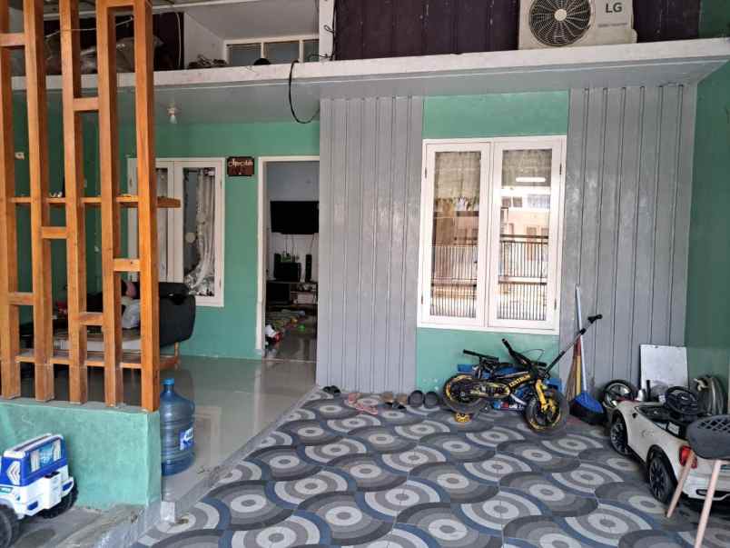 dijual rumah cluster bumi tessa