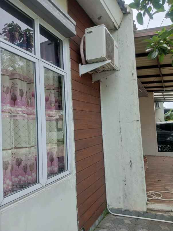 dijual rumah cluster forest hills