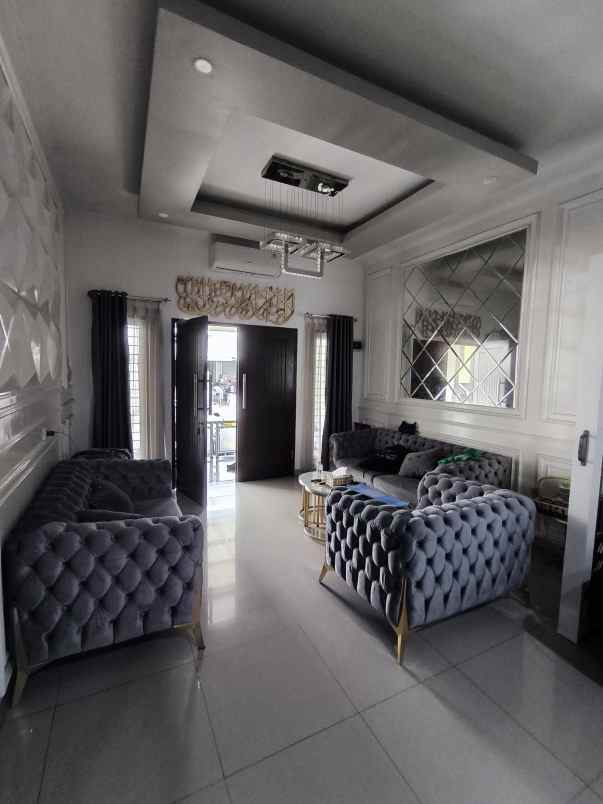 dijual rumah cluster istana sudirman