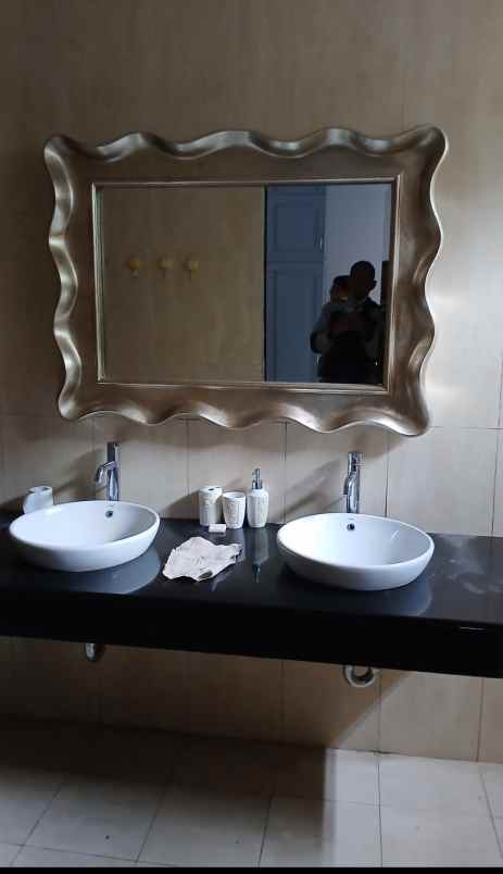 dijual rumah dago