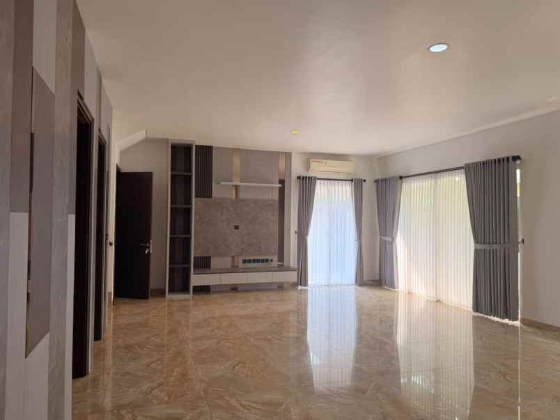dijual rumah dbanyan jgc jakarta garden