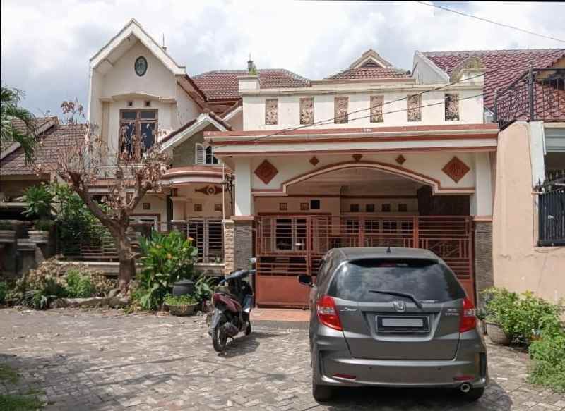 dijual rumah deltasari baru