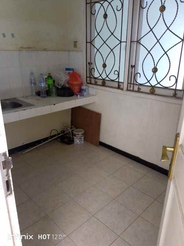 dijual rumah deltasari baru cluster