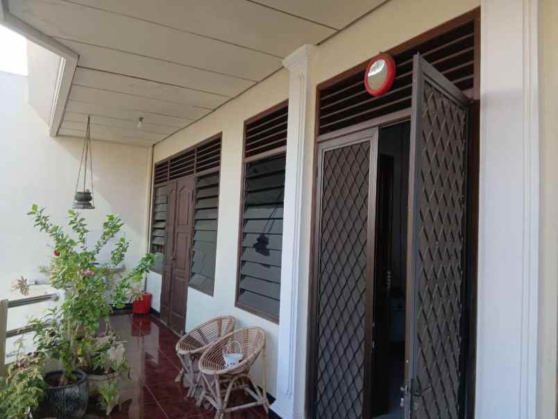 dijual rumah dharmahusada