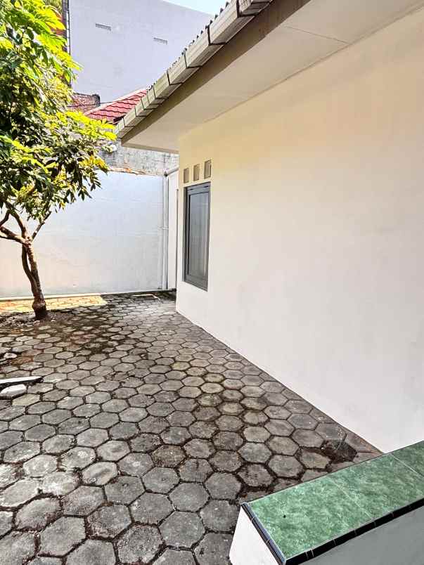 dijual rumah di dewi sartika sampangan semarang