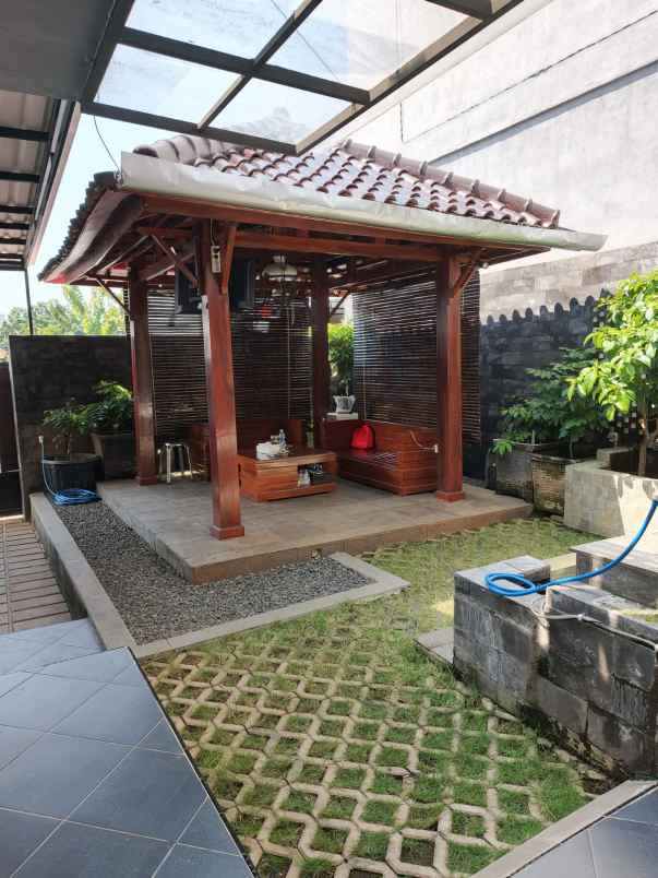 dijual rumah di grand royal hills karangrejo semarang