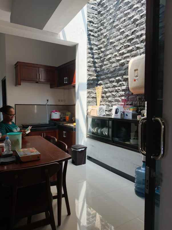 dijual rumah di grand royal hills karangrejo semarang