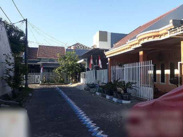 dijual rumah di perumahan taman aloha