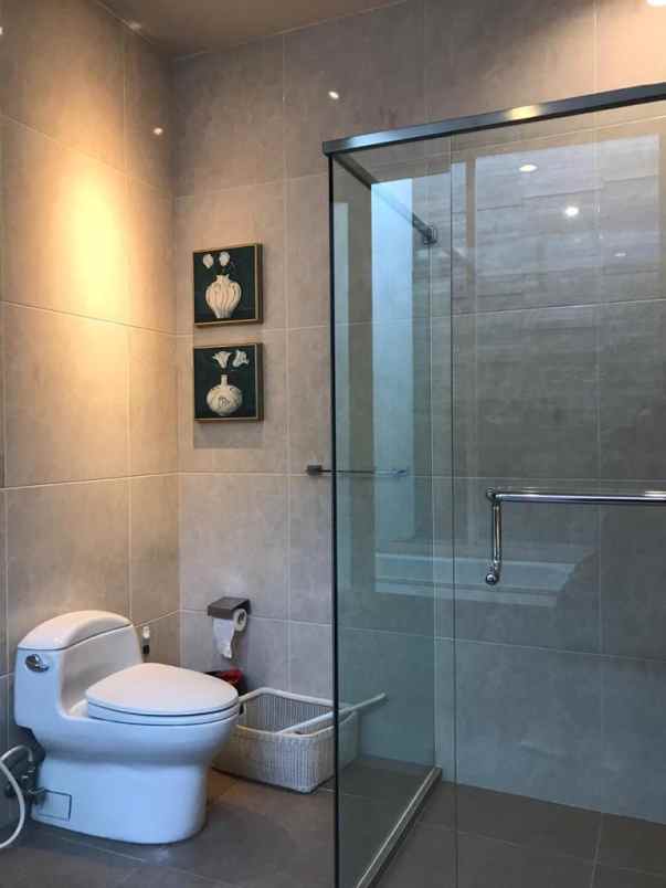 dijual rumah diamond hill