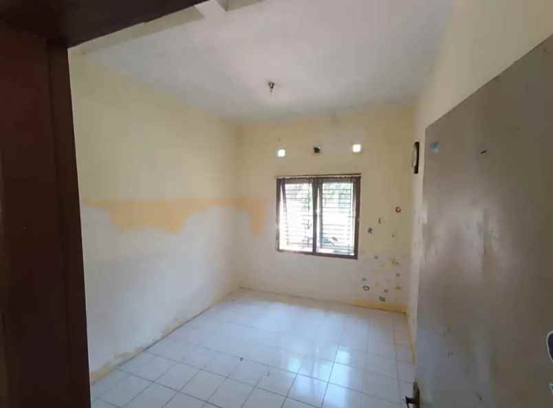 dijual rumah empu sendok gedawang