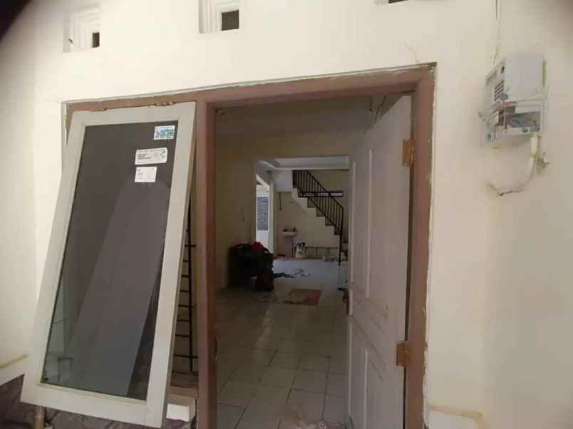 dijual rumah empu sendok gedawang