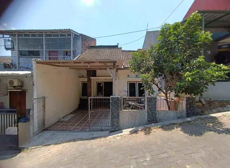 dijual rumah empu sendok gedawang