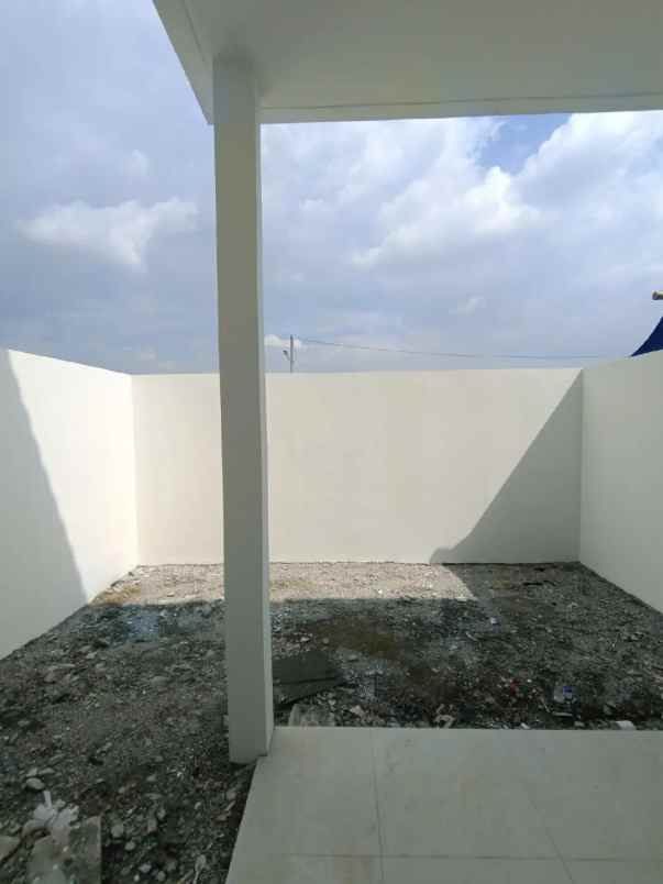 dijual rumah g land ciwastra park