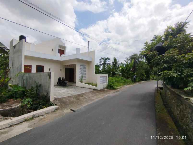 dijual rumah gamping
