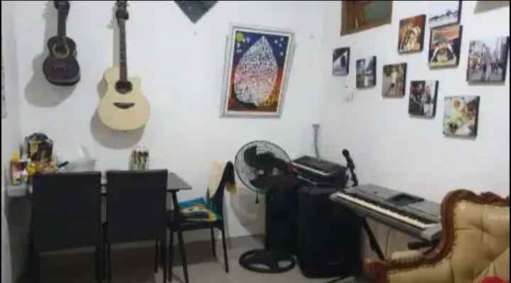 dijual rumah gamprit jatiwaringin jati