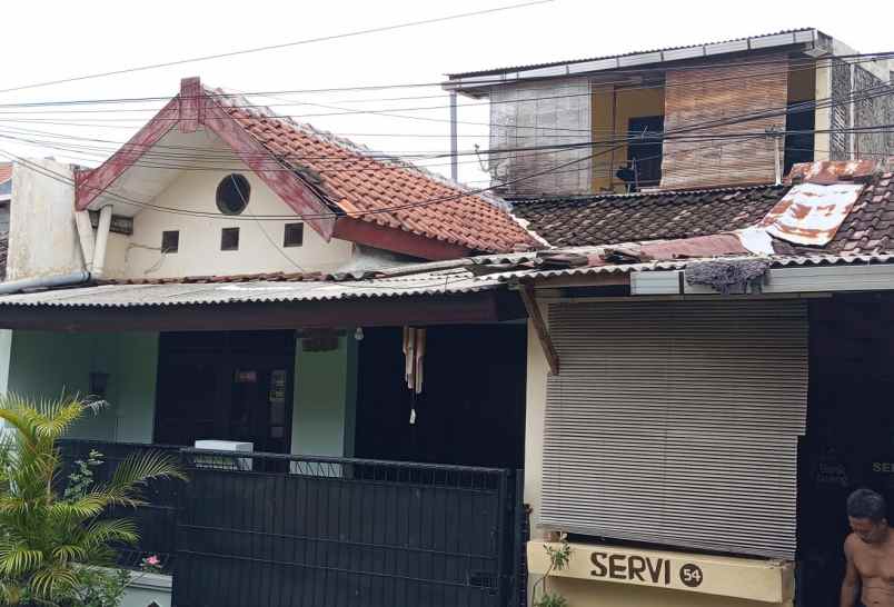 dijual rumah graha sendangmulyo