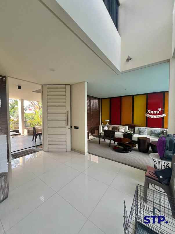 dijual rumah grand peninsula park