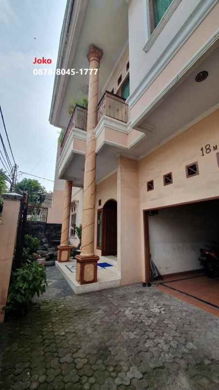 dijual rumah halim perdana kusumah